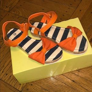 NWT Girls Chase & Chloe Wedges